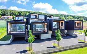 Stock & Stein Lodges